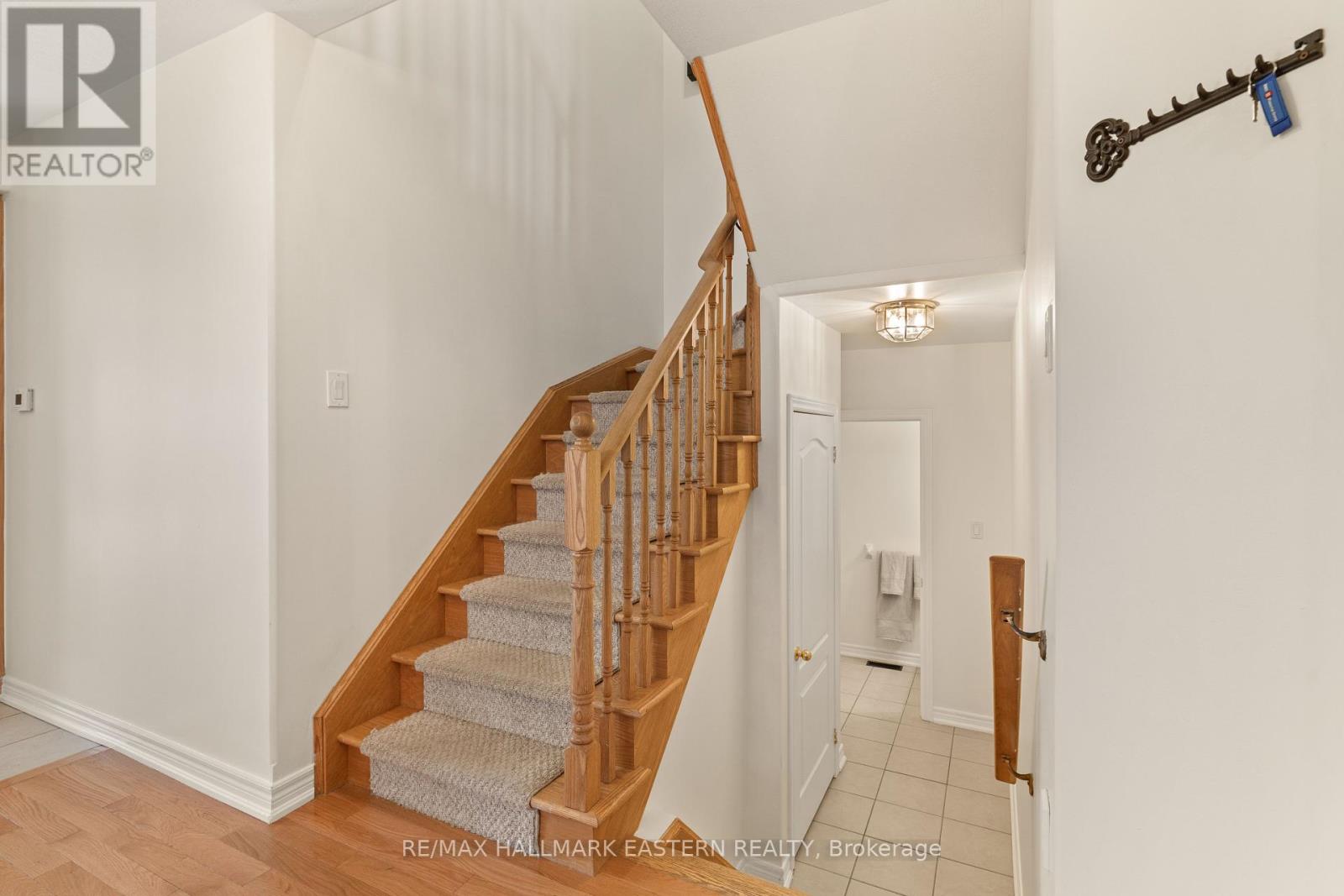 Photo 5 of 67 Sweetnam Drive, Kawartha Lakes ON
