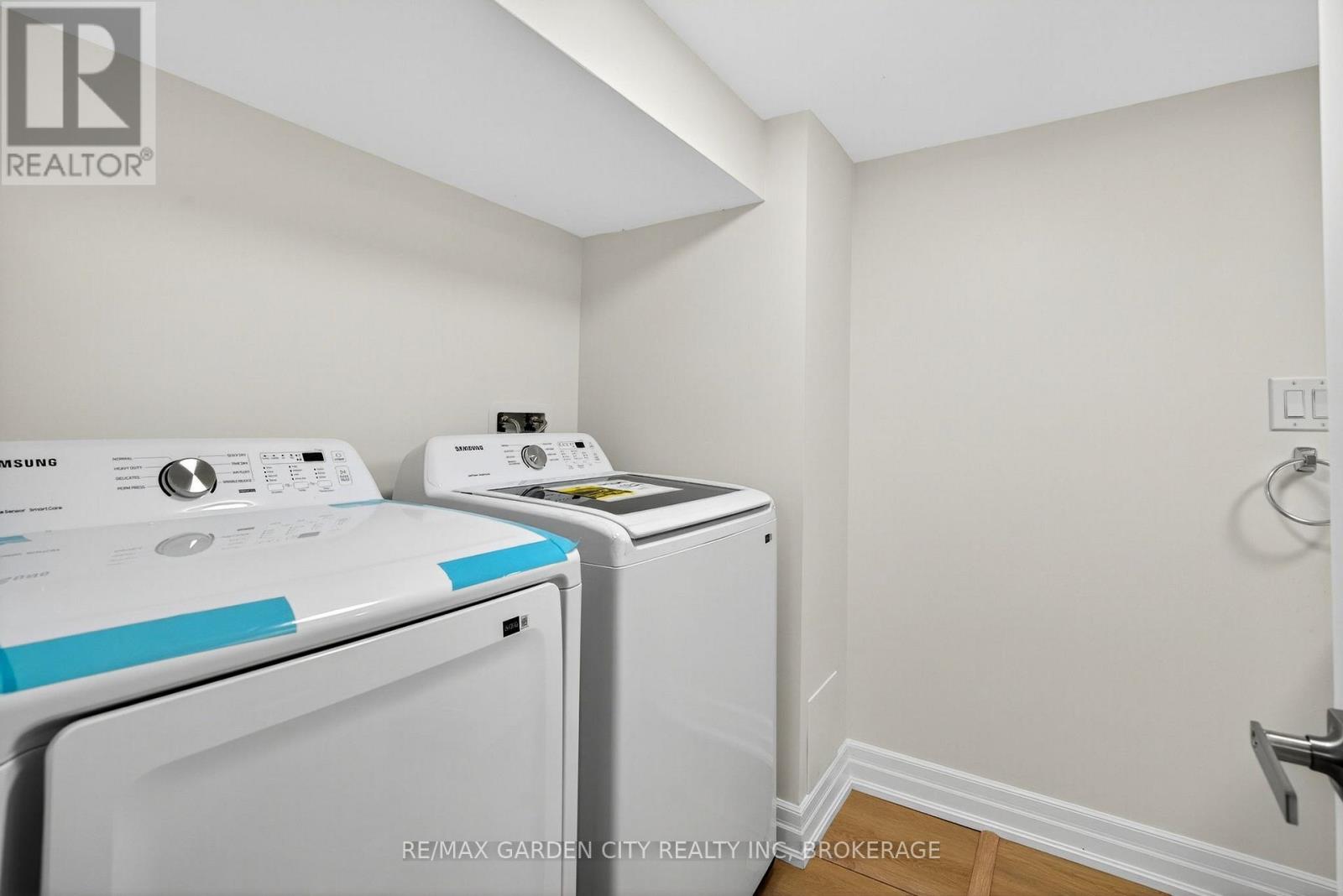 Photo 9 of Lower 104 Carrick Avenue, Hamilton ON