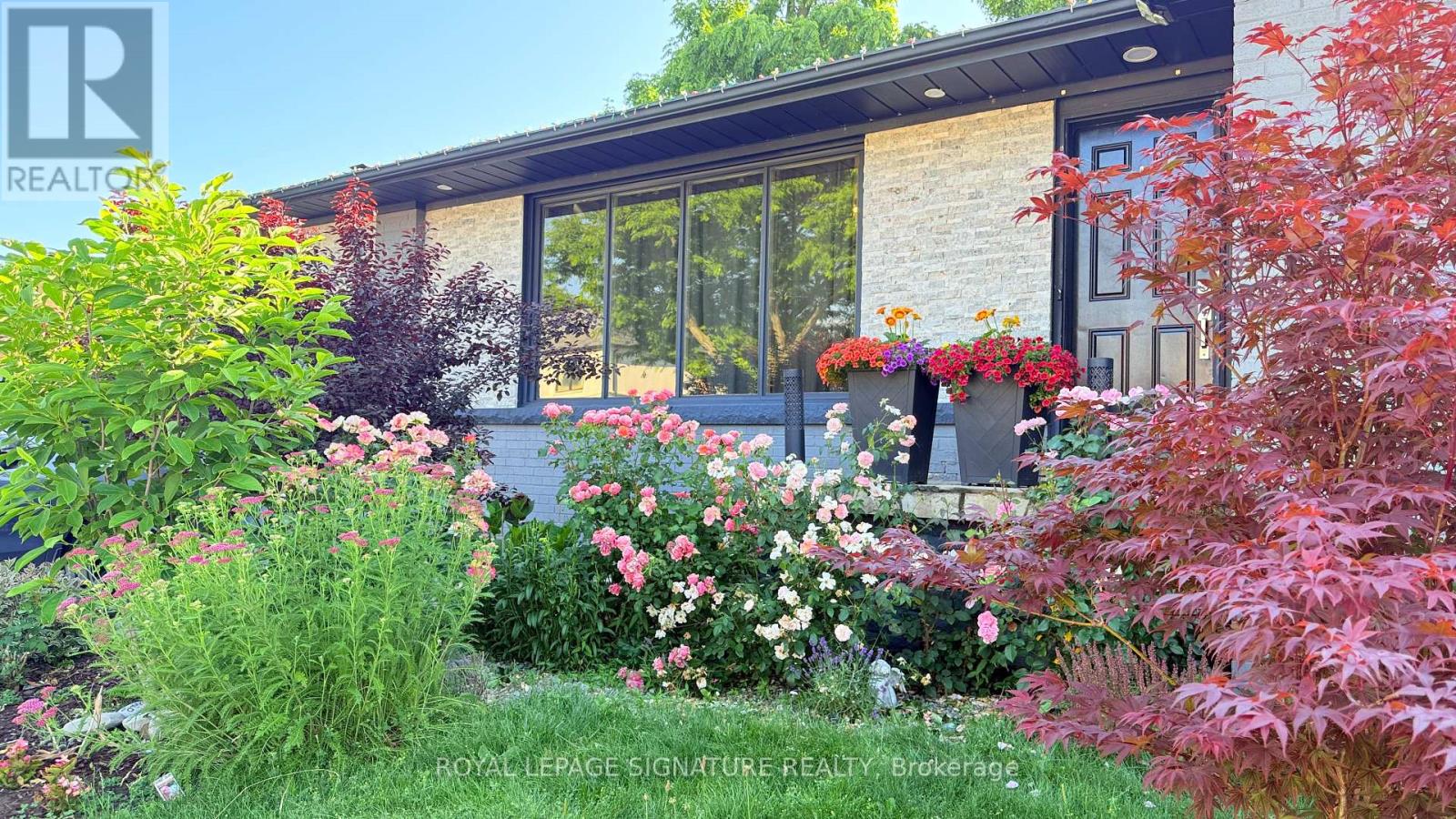 Photo 17 of 115 Saturn Road, Toronto ON