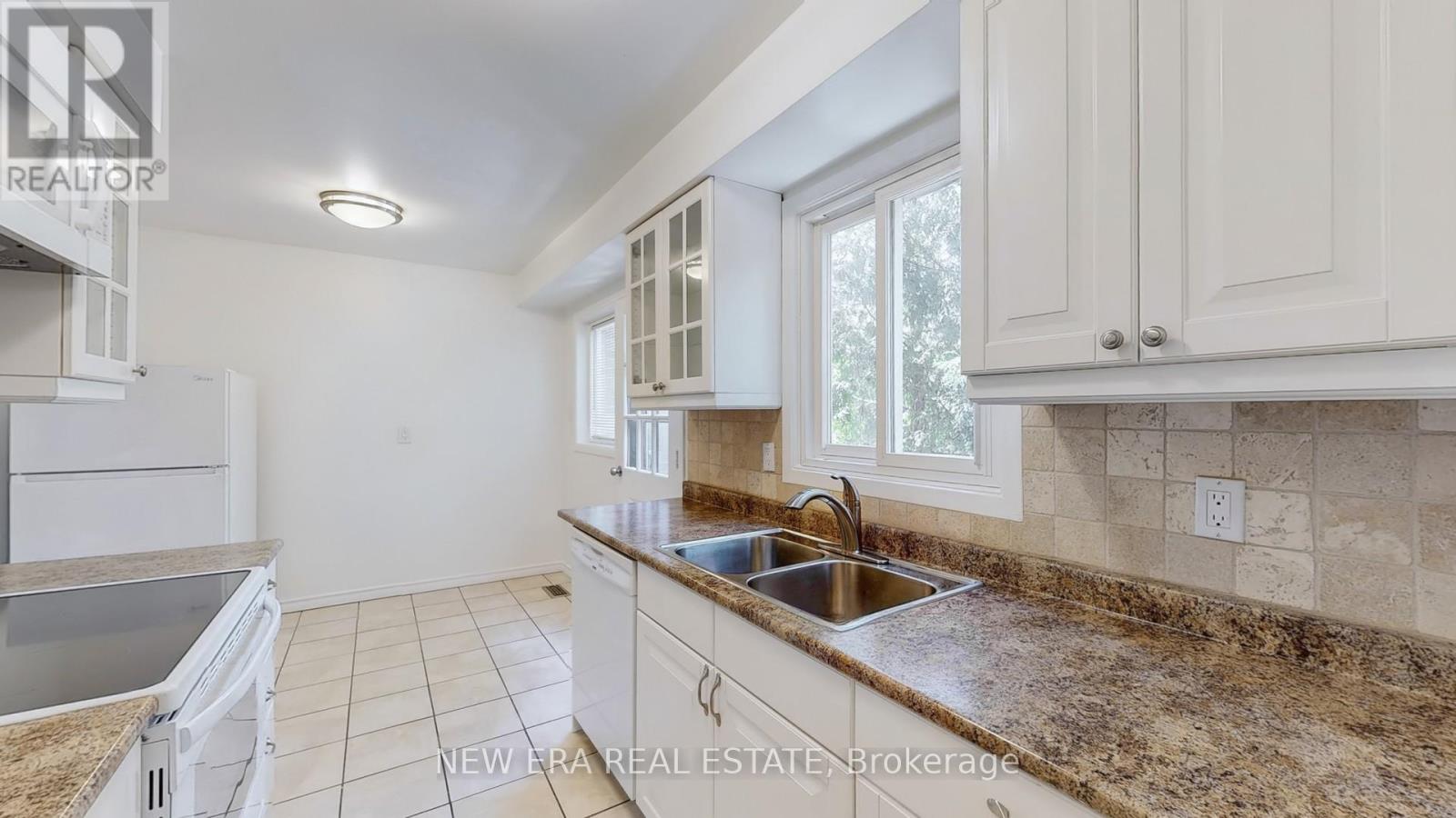 Photo 36 of 7227 Joliette Crescent, Mississauga ON