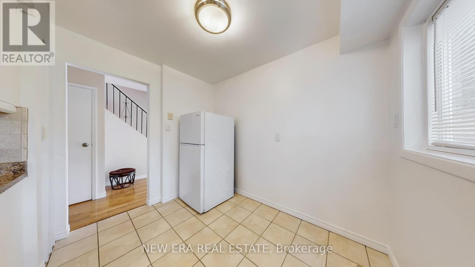 Photo 23 of 7227 Joliette Crescent, Mississauga ON