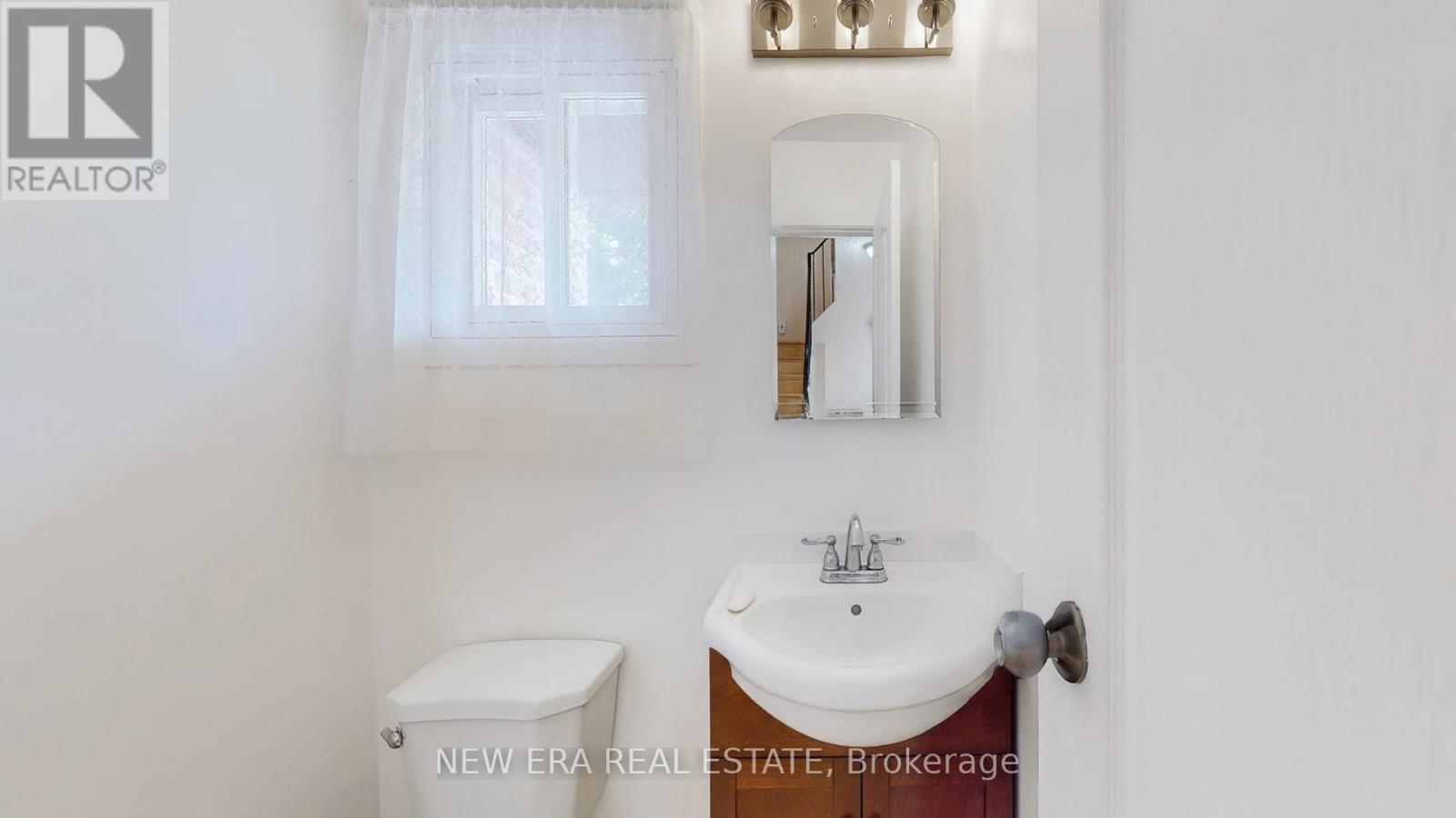 Photo 13 of 7227 Joliette Crescent, Mississauga ON