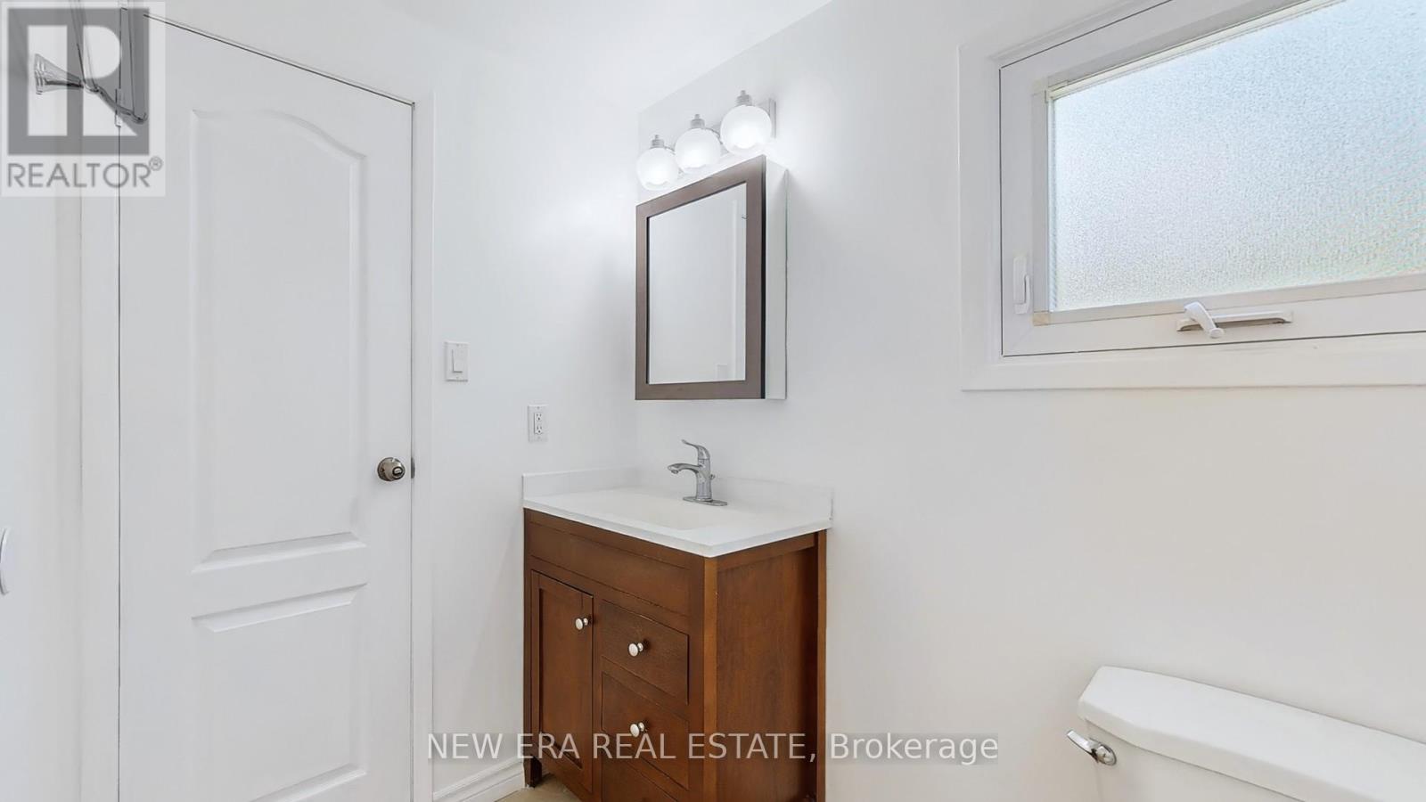 Photo 21 of 7227 Joliette Crescent, Mississauga ON