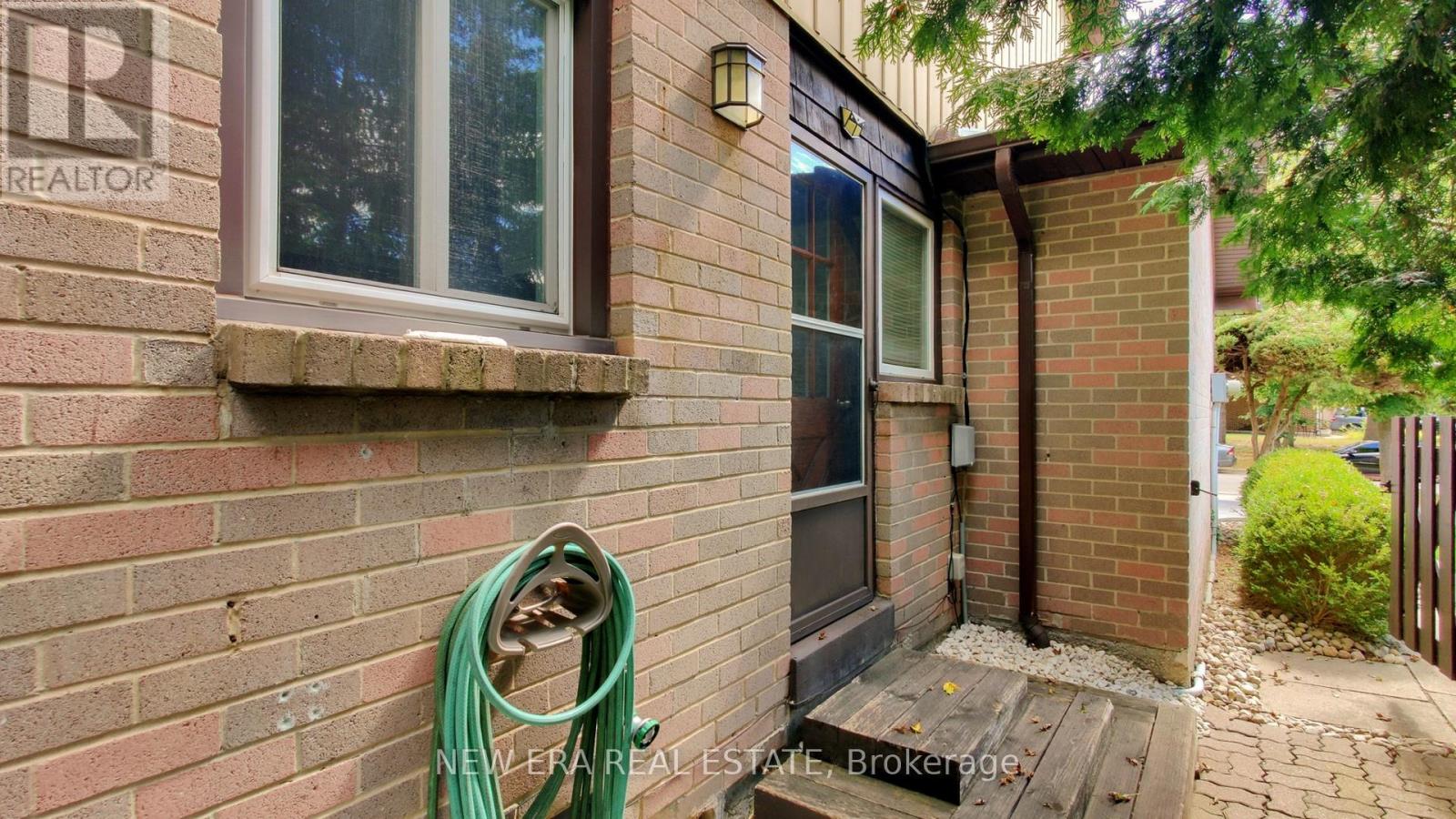 Photo 49 of 7227 Joliette Crescent, Mississauga ON