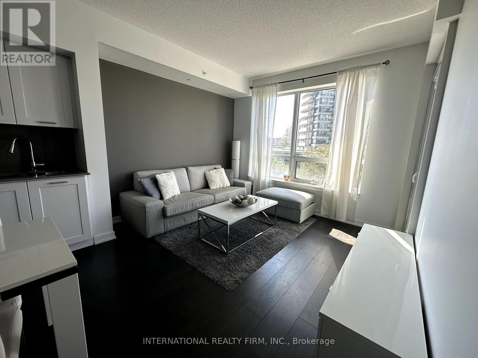 Photo 7 of 705 2212 Lakeshore Boulevard W, Toronto ON