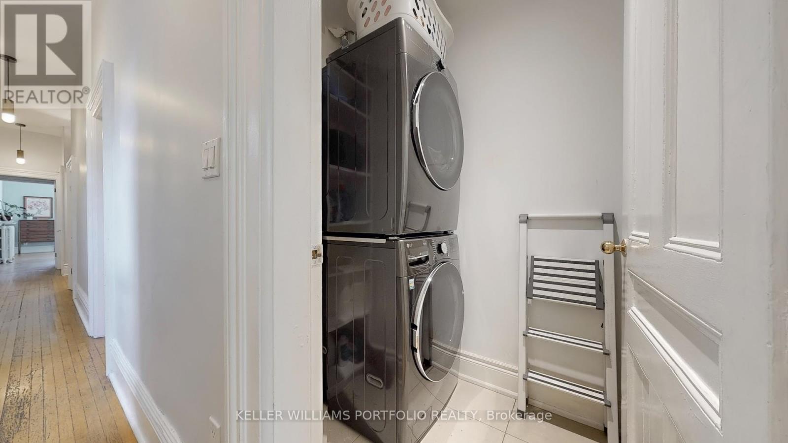 Photo 15 of 51 Macdonell Avenue, Toronto ON