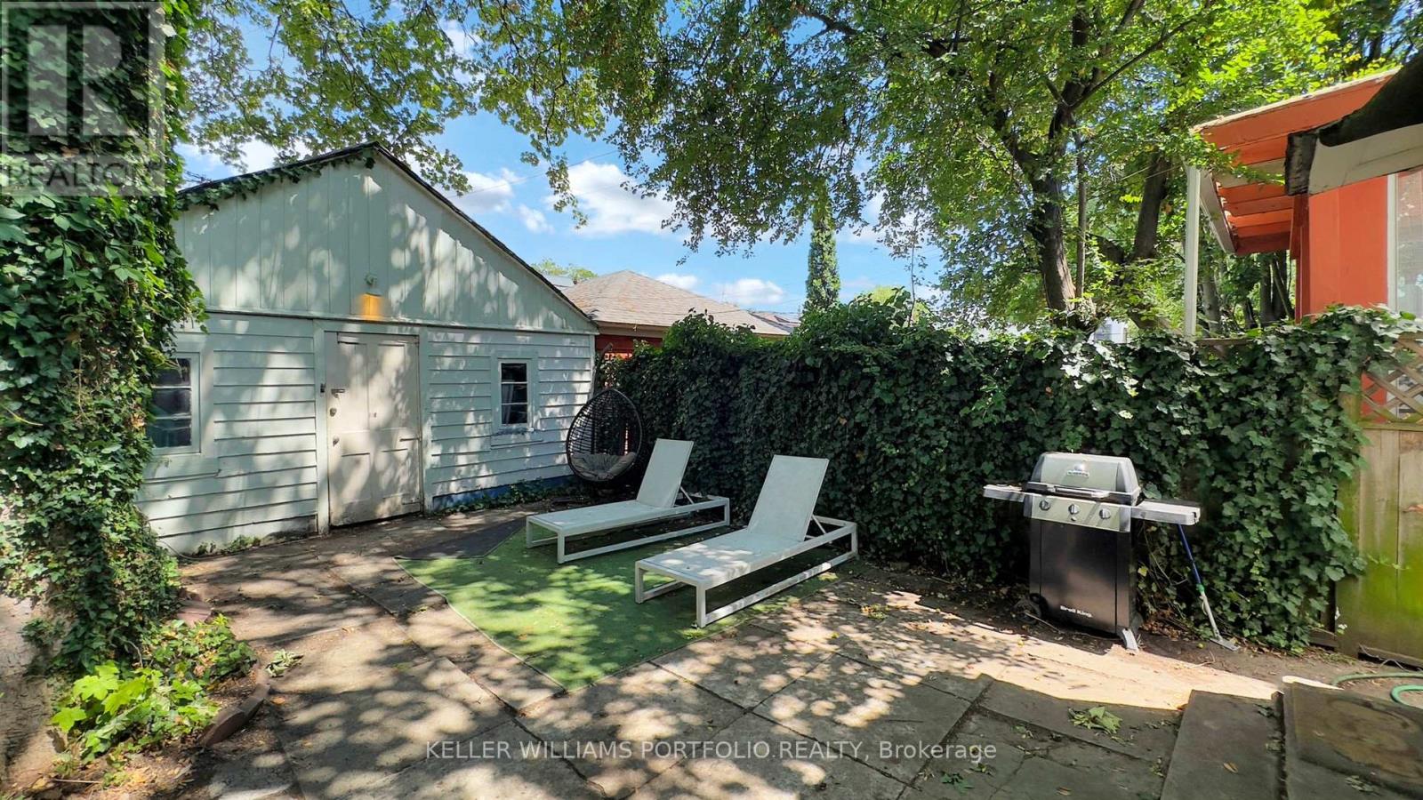 Photo 21 of 51 Macdonell Avenue, Toronto ON