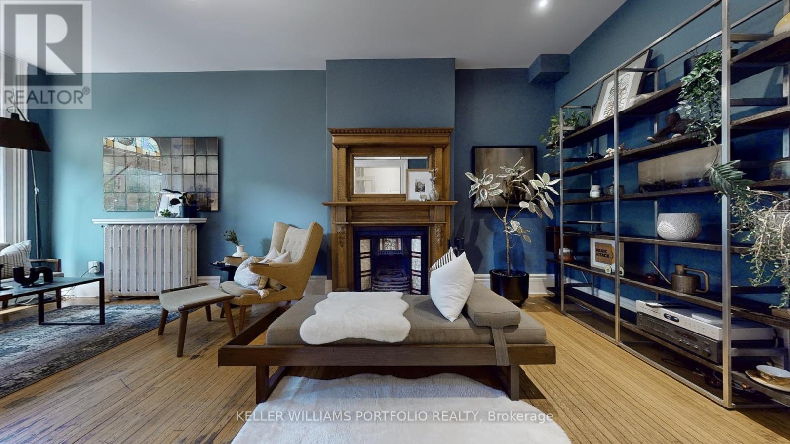 Photo 5 of 51 Macdonell Avenue, Toronto ON