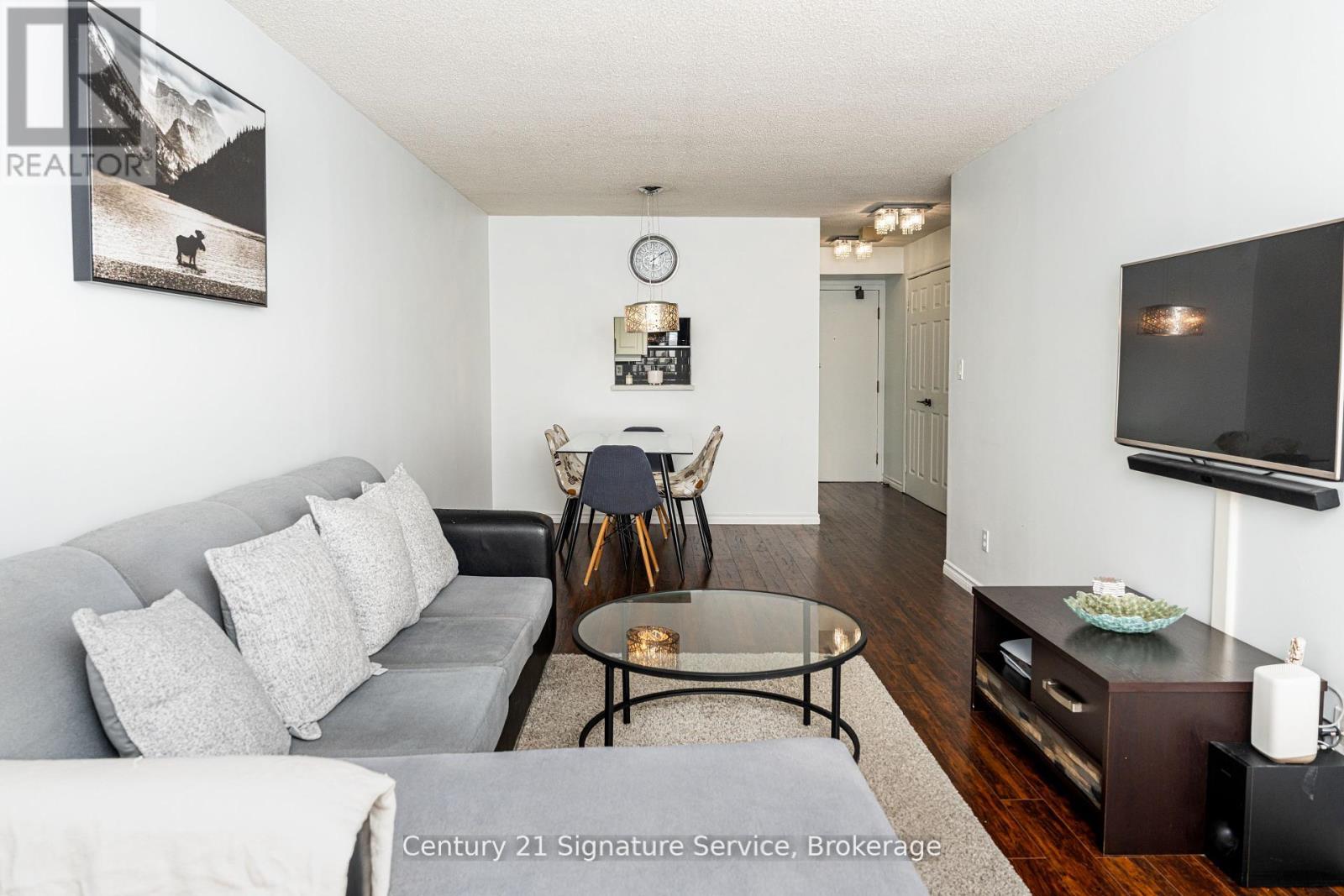 Photo 10 of 504 25 Agnes Street, Mississauga ON