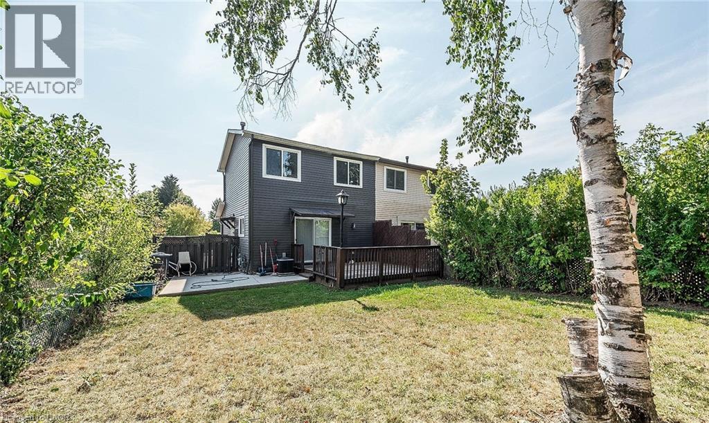 Photo 5 of 91 Madoc Drive, Brampton ON