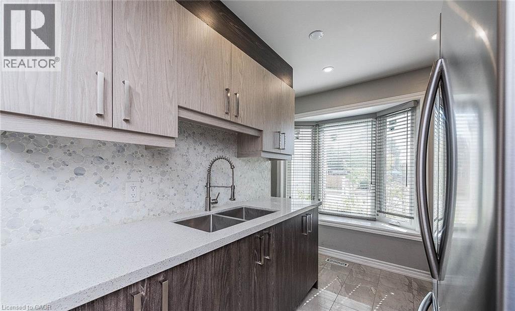 Photo 3 of 91 Madoc Drive, Brampton ON