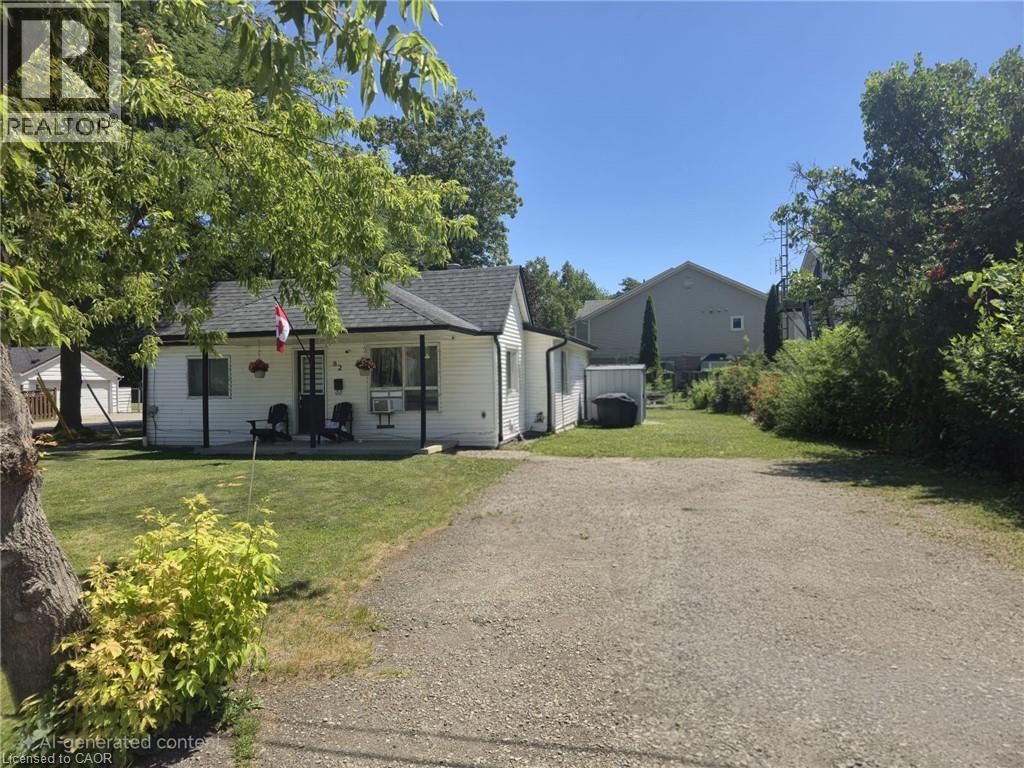 Photo 4 of 82 Teal Avenue, Stoney Creek ON