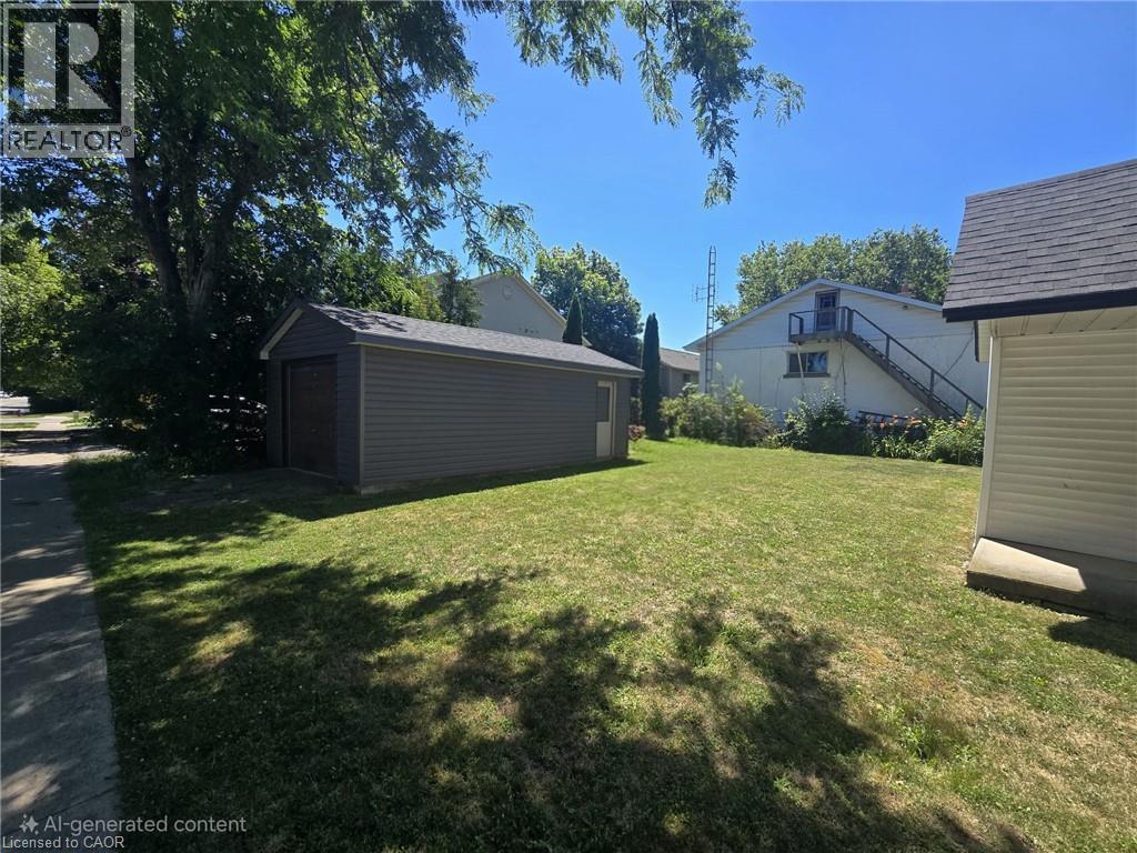 Photo 13 of 82 Teal Avenue, Stoney Creek ON