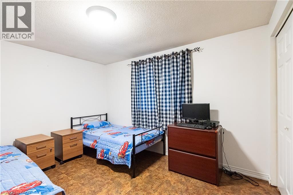 Photo 10 of 690 Elgin Street N Unit Main, Cambridge ON