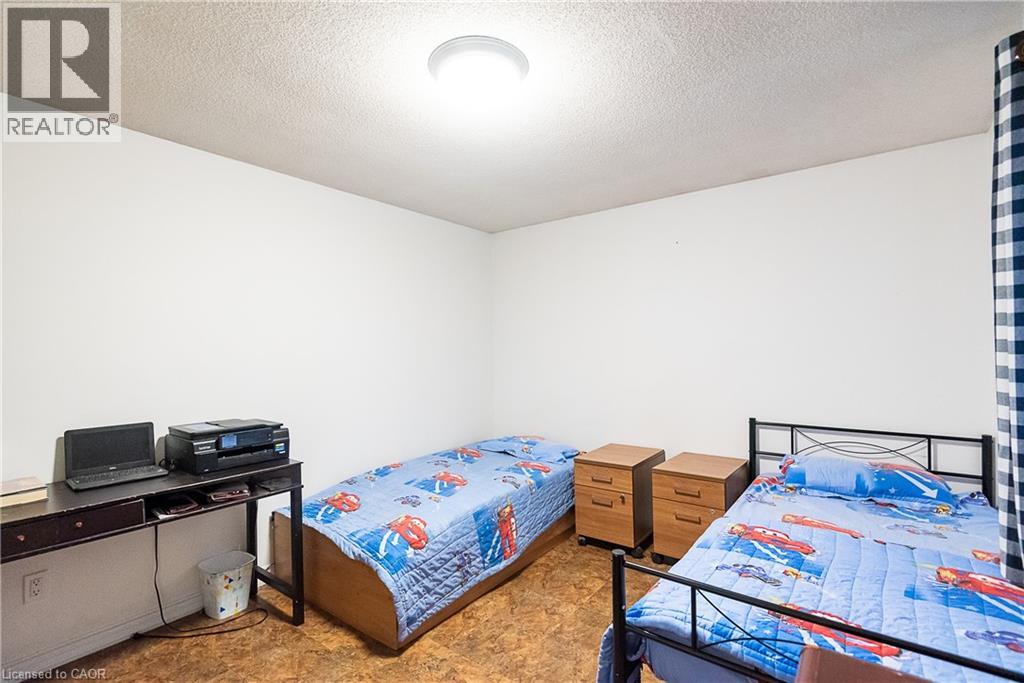 Photo 17 of 690 Elgin Street N Unit Main, Cambridge ON