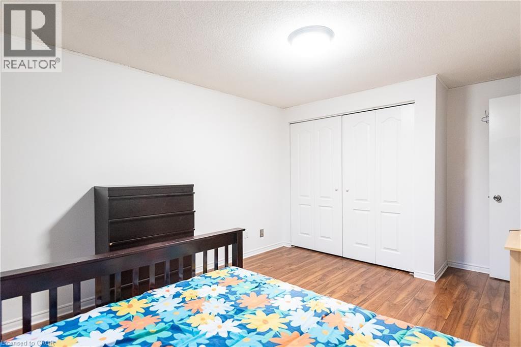 Photo 16 of 690 Elgin Street N Unit Main, Cambridge ON