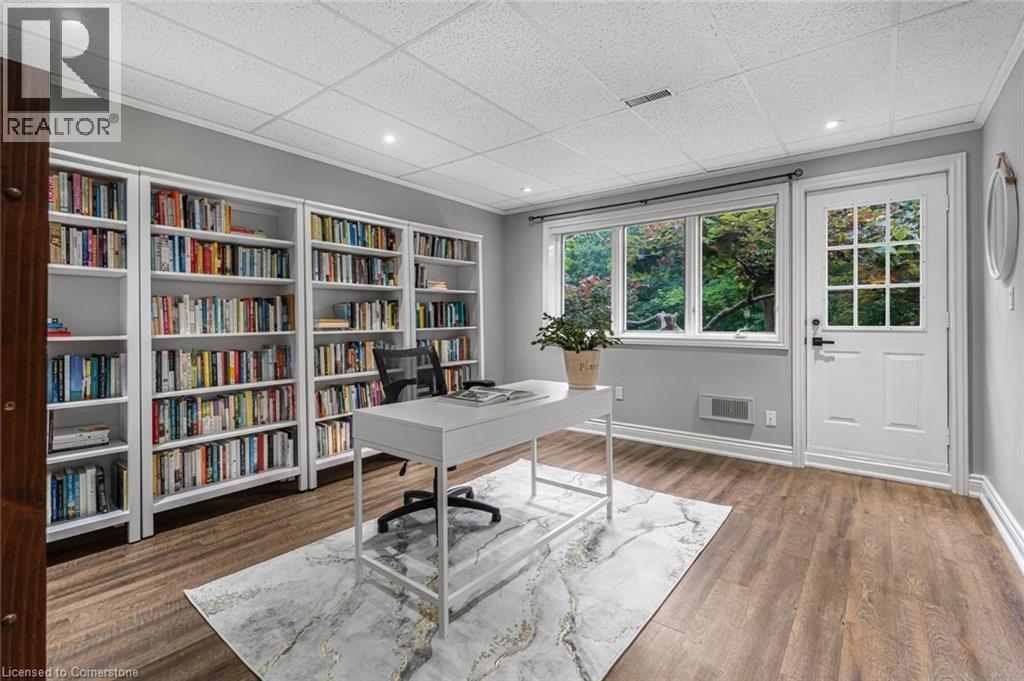 Photo 26 of 937 Montgomery Drive, Ancaster ON