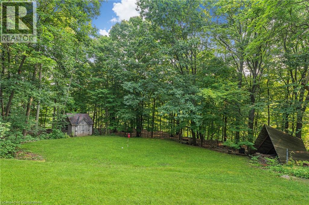 Photo 34 of 937 Montgomery Drive, Ancaster ON