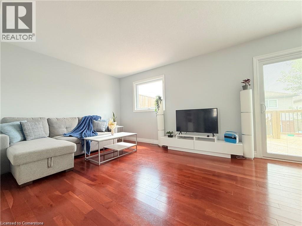 Photo 19 of 160 Prosperity Drive, Kitchener ON
