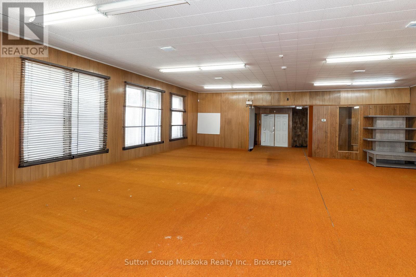 Photo 13 of 707 Muskoka Road 3 Road N, Huntsville ON