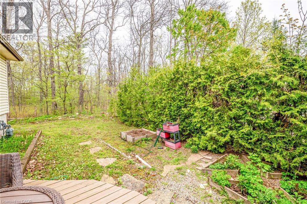 Photo 3 of 122 Forest Hill Road, Grimsby ON