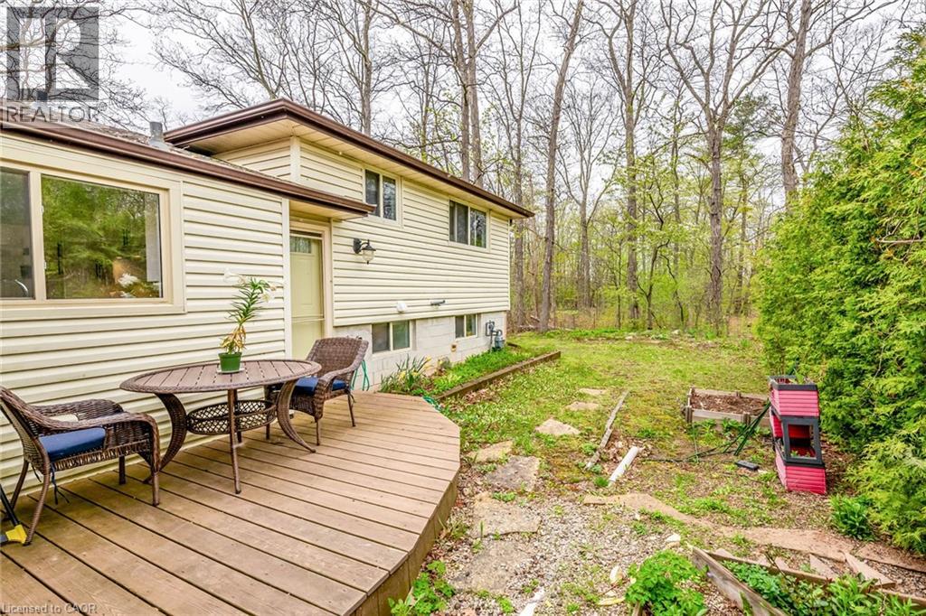 Photo 12 of 122 Forest Hill Road, Grimsby ON