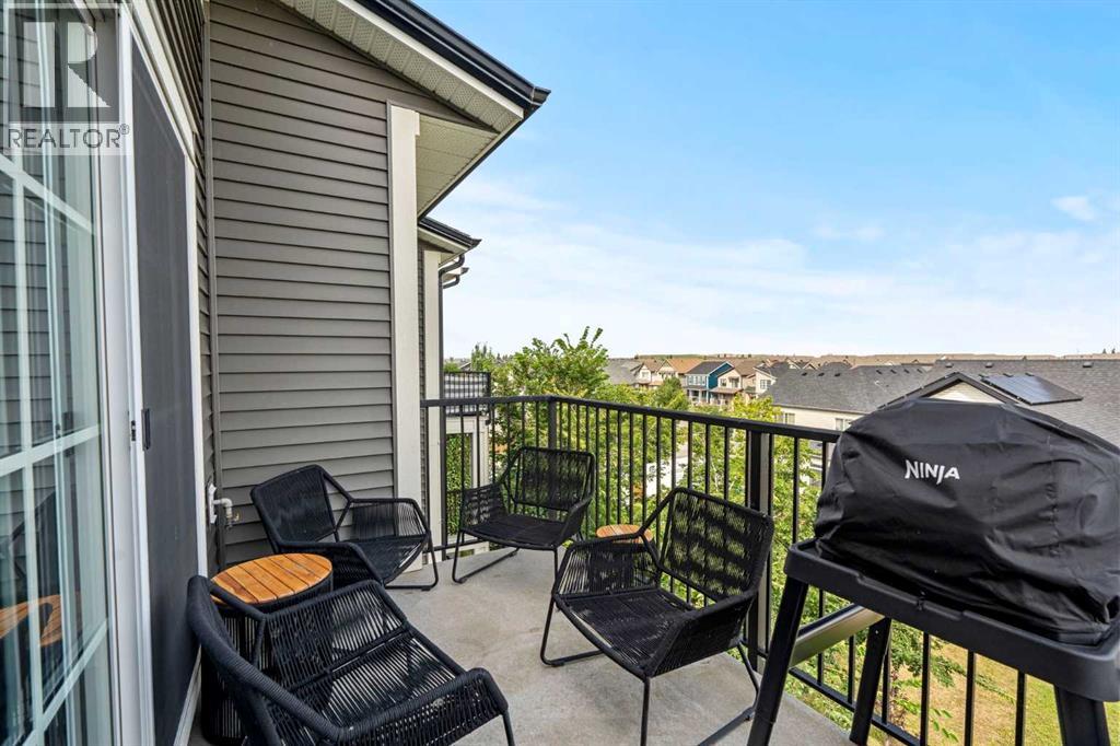 Photo 5 of 4406 755 Copperpond Boulevard Se, Calgary AB