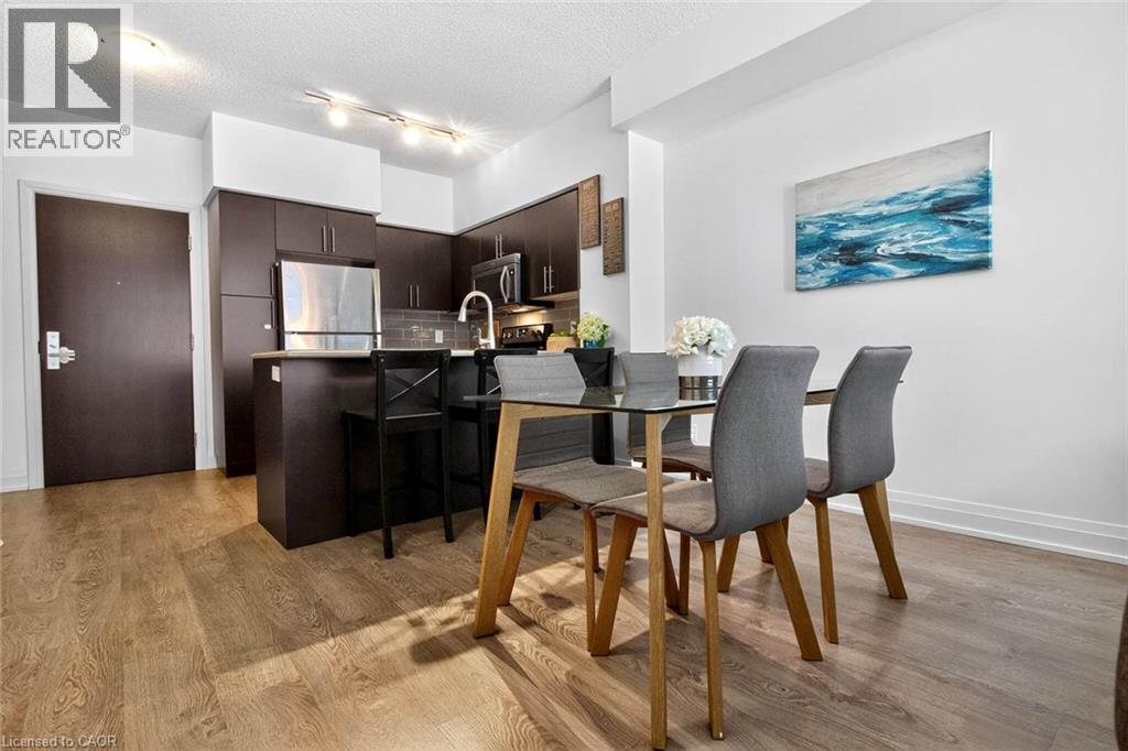 Photo 9 of 65 Speers Road Unit 607, Oakville ON