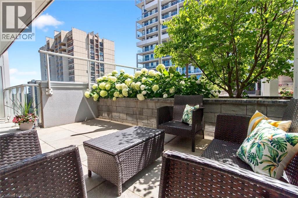 Photo 2 of 65 Speers Road Unit 607, Oakville ON