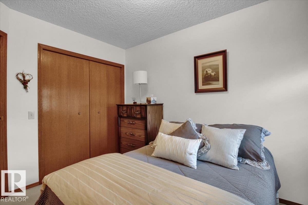 Photo 28 of 84 Deane Cr, St Albert AB