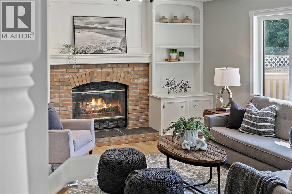 Single Family House for Sale in  Hawktree Circle NW Hawkwood Calgary 