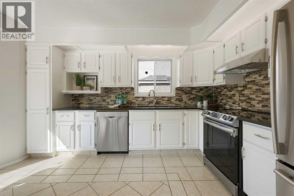 Single Family House for Sale in  Hawktree Circle NW Hawkwood Calgary 
