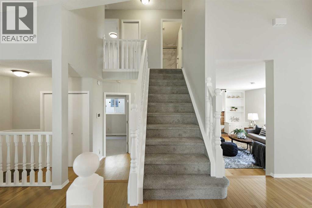 Single Family House for Sale in  Hawktree Circle NW Hawkwood Calgary 