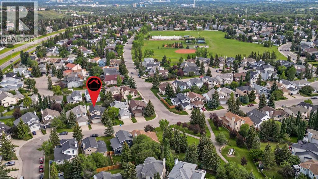 Single Family House for Sale in  Hawktree Circle NW Hawkwood Calgary 
