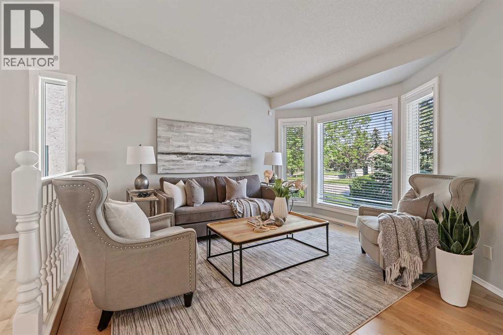 Single Family House for Sale in  Hawktree Circle NW Hawkwood Calgary 