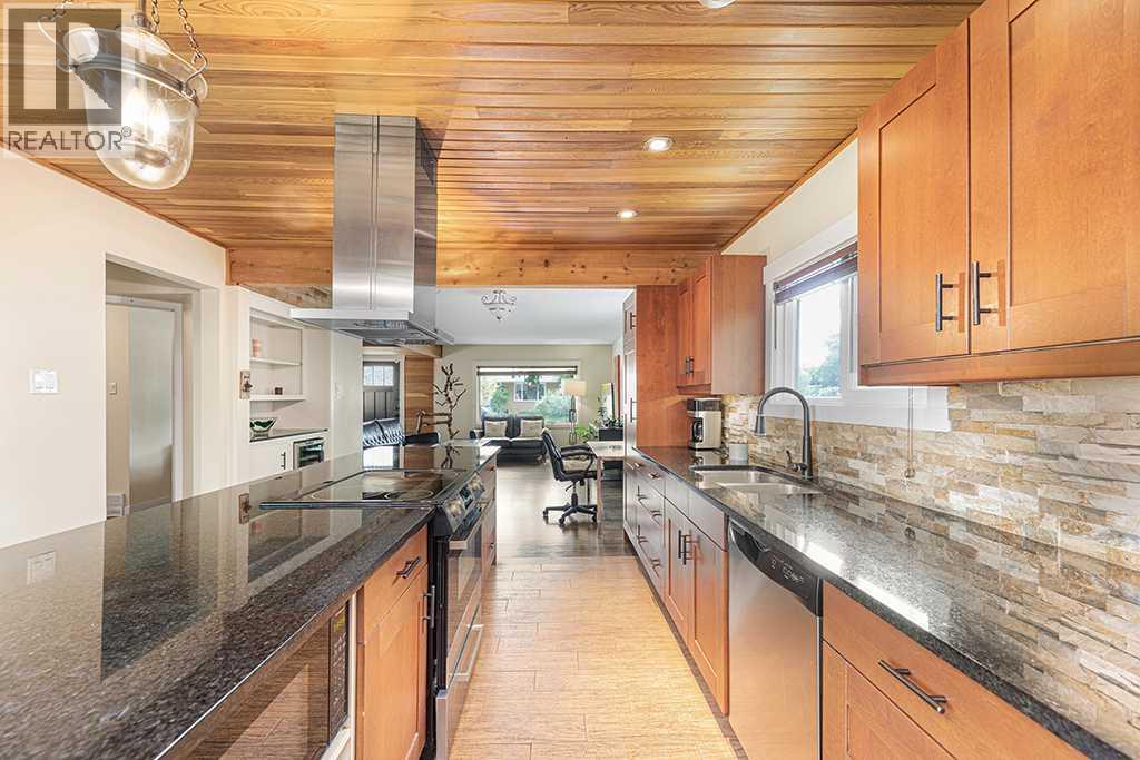 Single Family House Bungalow for Sale in  Roseview Drive NW Rosemont Calgary 
