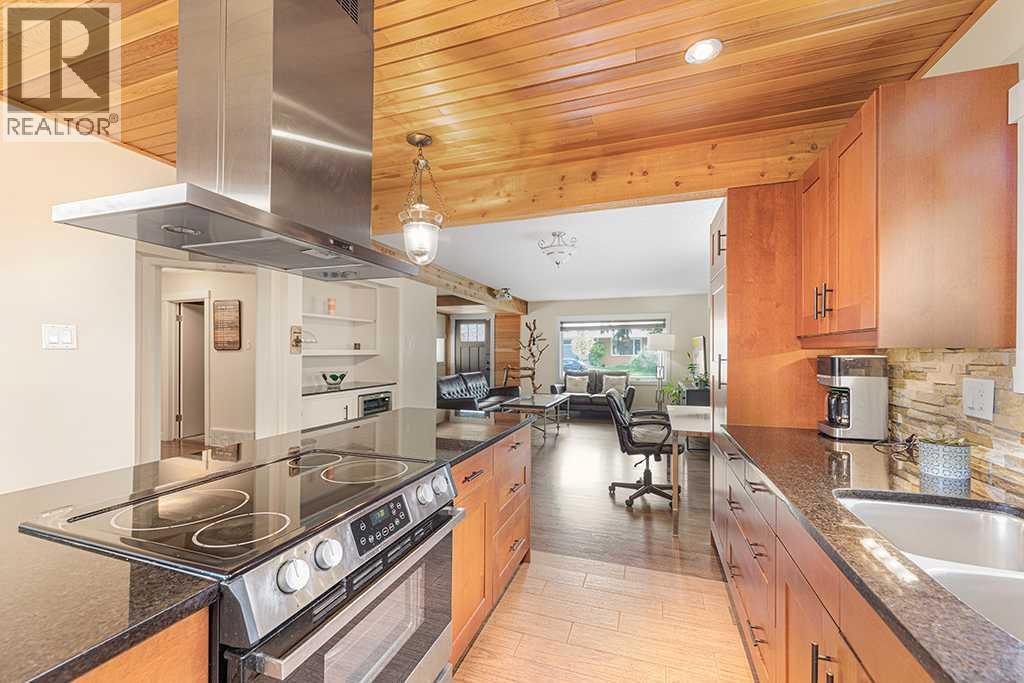 Single Family House Bungalow for Sale in  Roseview Drive NW Rosemont Calgary 