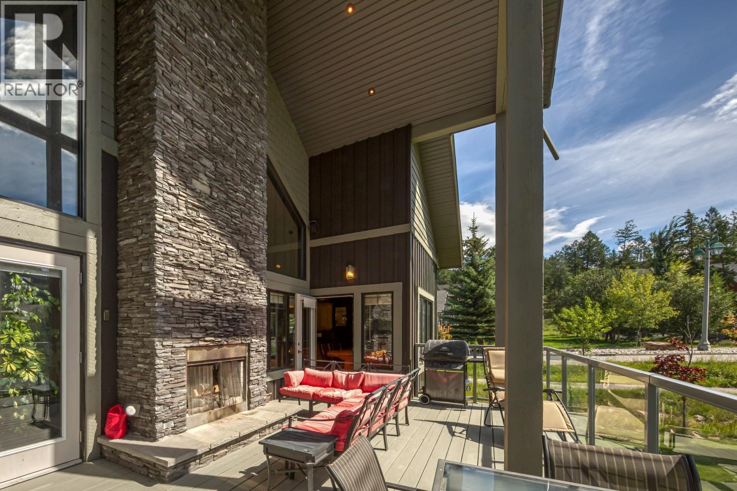 Photo 40 of 2576 Sandstone Green, Invermere BC