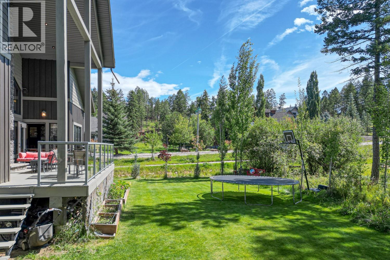 Photo 9 of 2576 Sandstone Green, Invermere BC