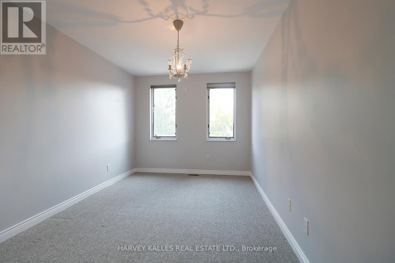 Photo 15 of B 1422 Bayview Avenue, Toronto ON