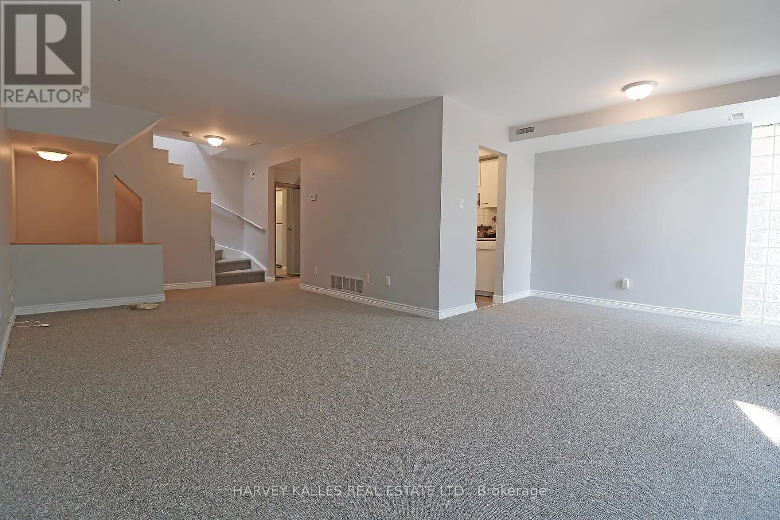 Photo 18 of B 1422 Bayview Avenue, Toronto ON