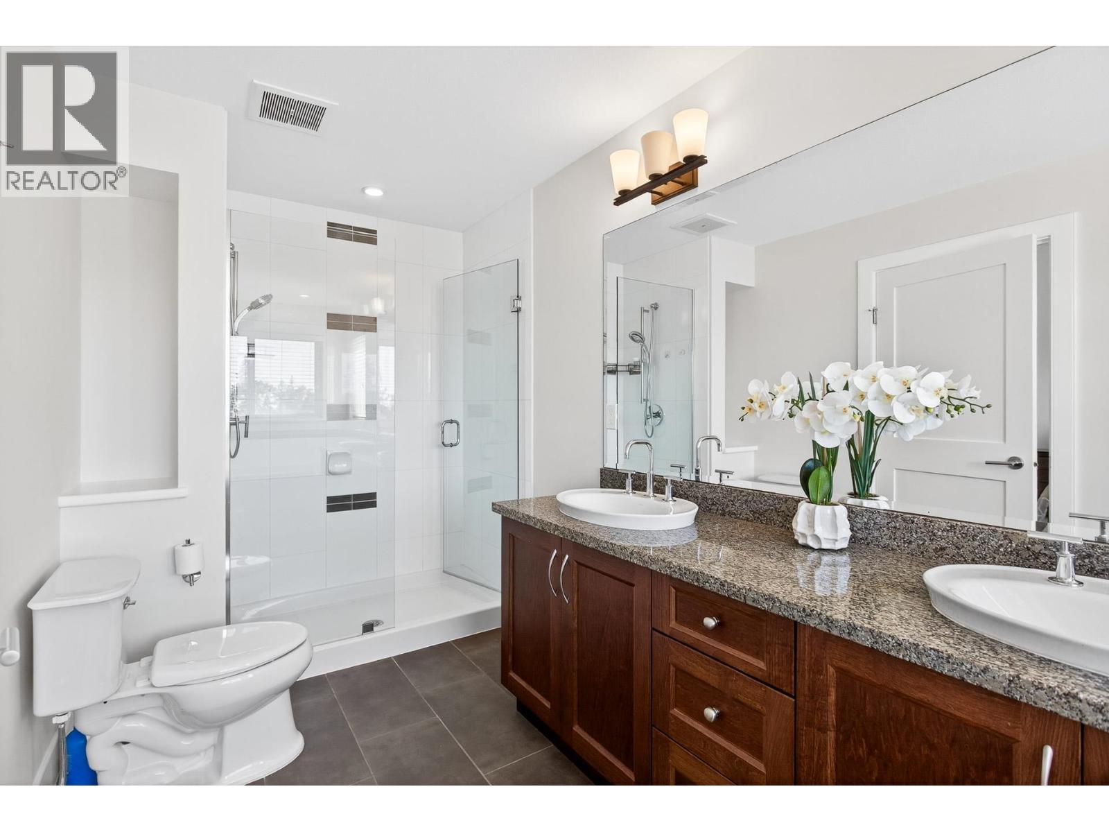 Photo 26 of 3406 Derbyshire Avenue, Coquitlam BC
