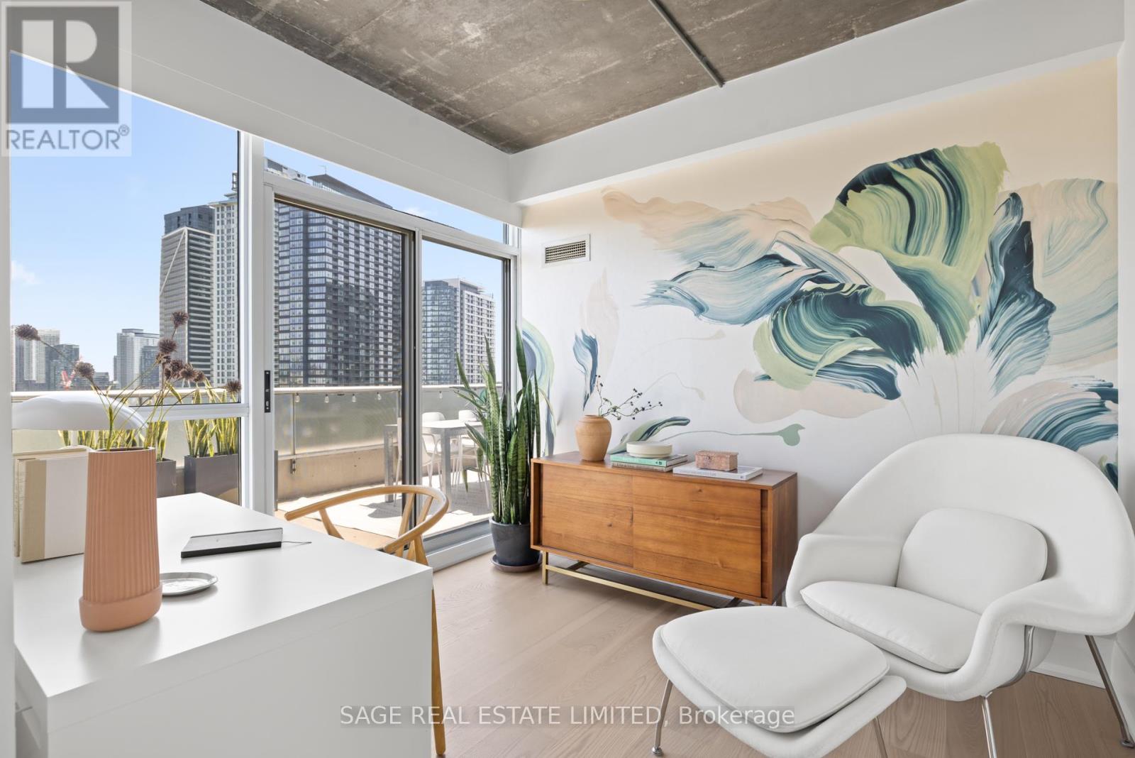 Photo 5 of 912 1 Shaw Street, Toronto ON