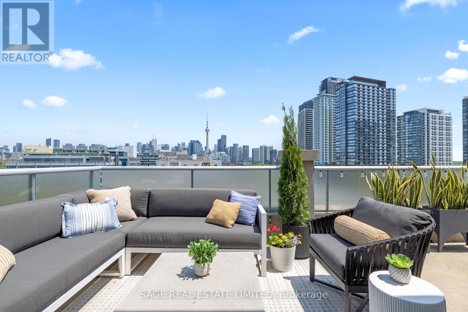 Photo 12 of 912 1 Shaw Street, Toronto ON