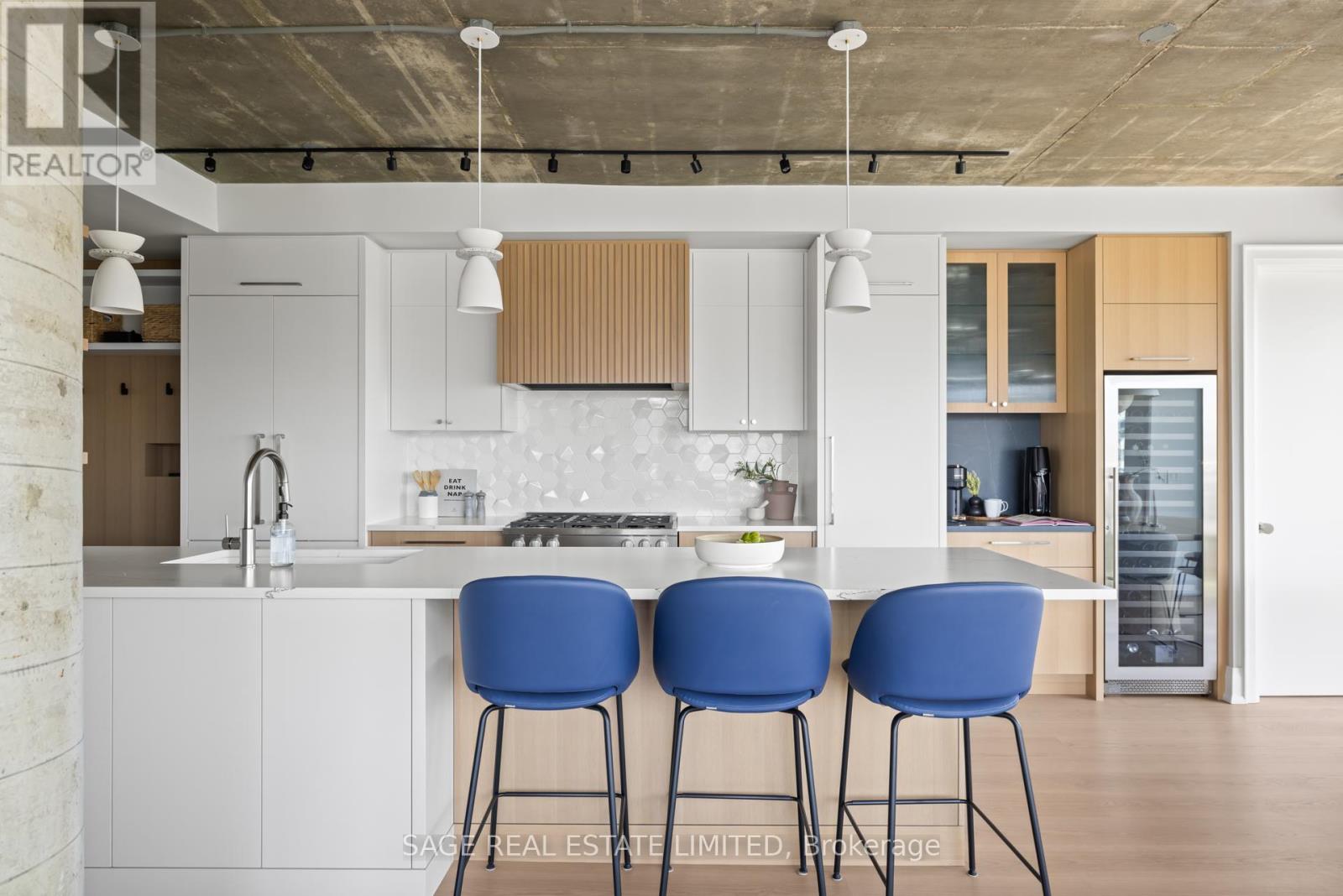 Photo 17 of 912 1 Shaw Street, Toronto ON