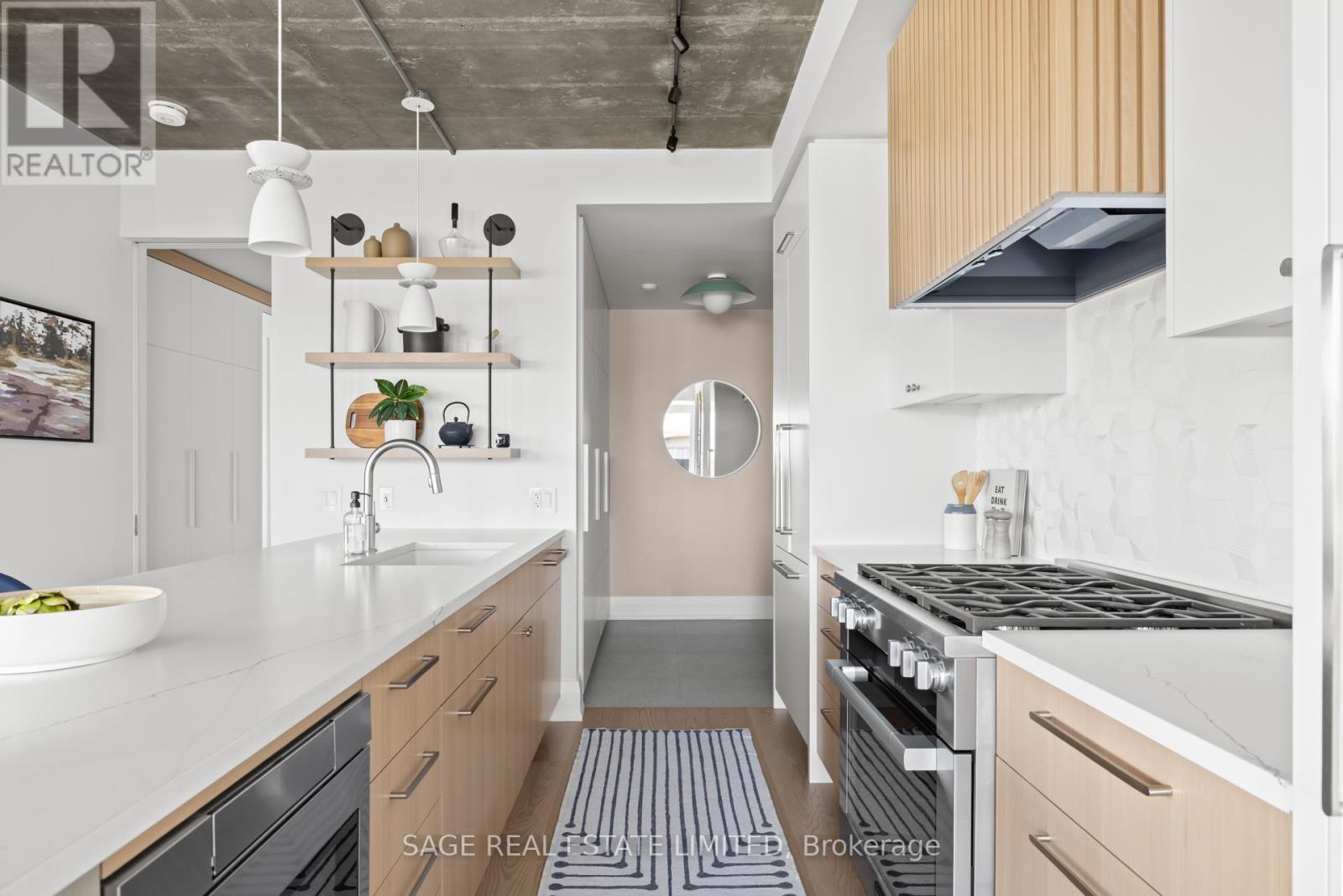 Photo 19 of 912 1 Shaw Street, Toronto ON