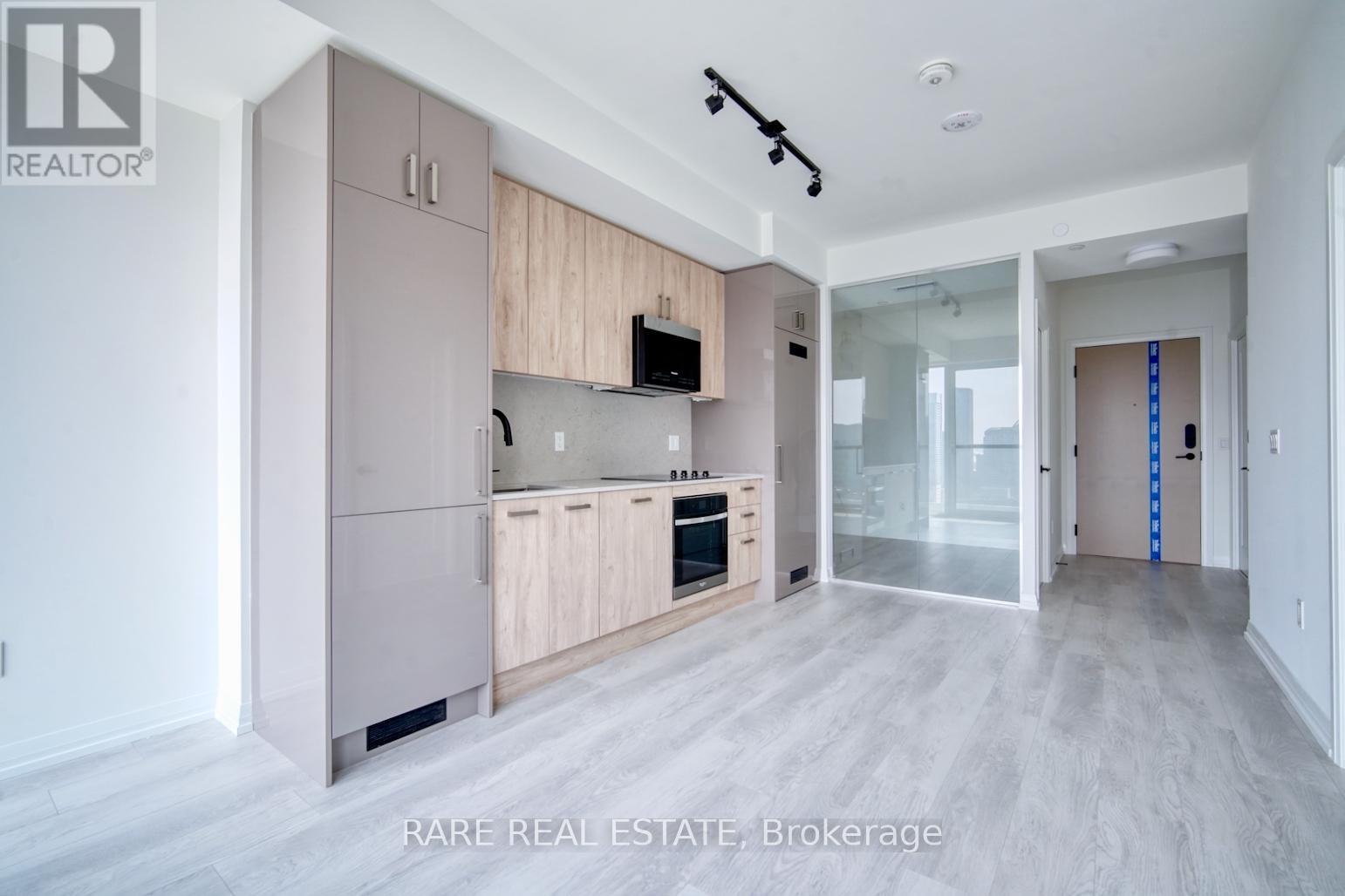 Photo 2 of 2409 280 Dundas Street W, Toronto ON