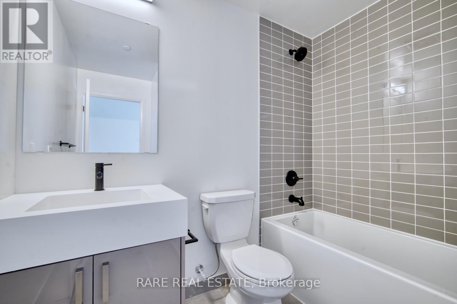 Photo 1 of 2409 280 Dundas Street W, Toronto ON