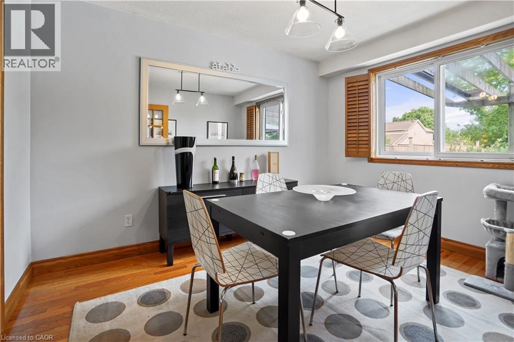 Photo 4 of 616 Rummelhardt Drive, Waterloo ON