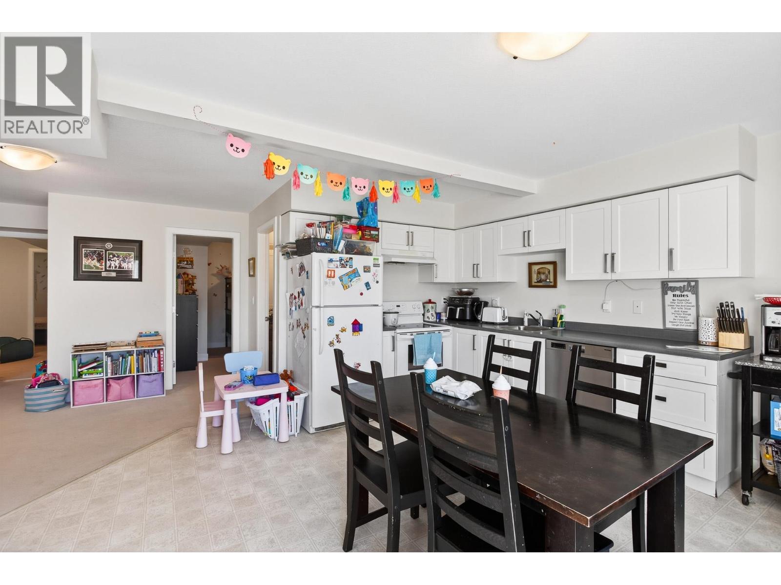 Photo 34 of 3406 Derbyshire Avenue, Coquitlam BC